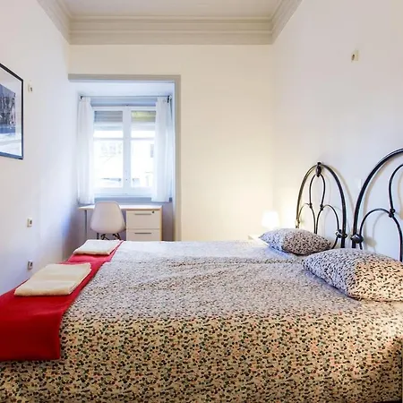 Innrato House Guest house *